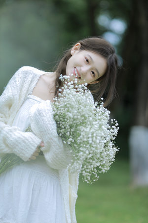 被囚禁的女医生
