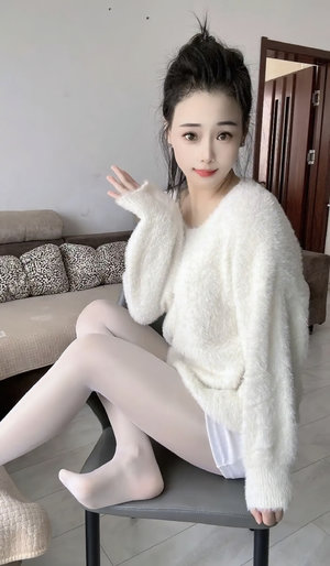偷拍男女出租屋做爰视频