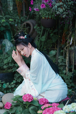 现代春妇传:先天性淫妇