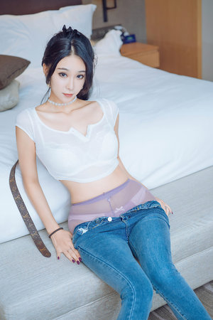 青青河边草视频