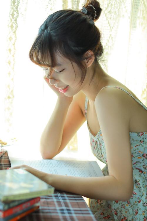 色情三级片