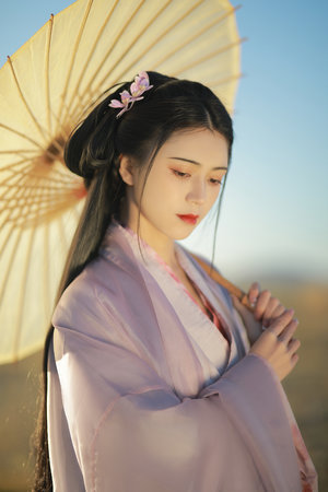 九号囚室女人快播
