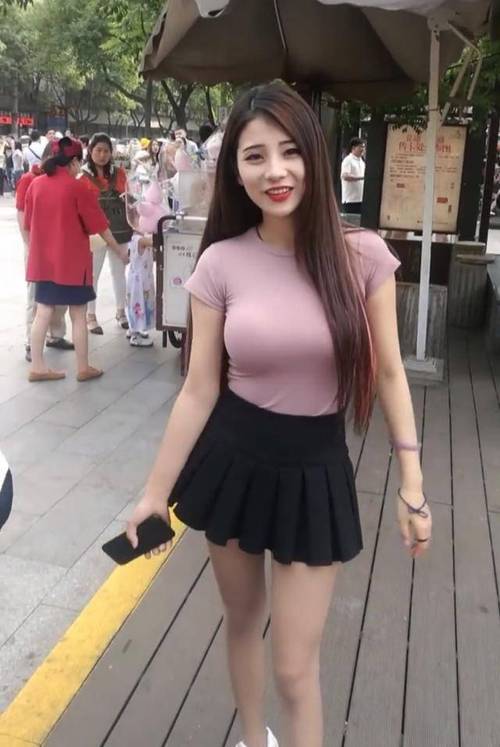 働くオンナ