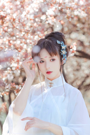 言言荒的视频LVK
